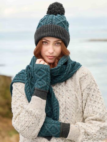 TWO TONE DIAMOND MITTENS X5689